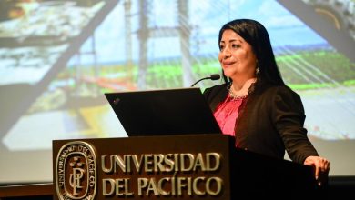 Ministra Denisse Miralles