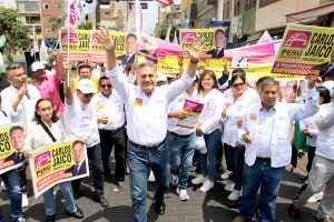 Carlos Jaico Recorre El Pais