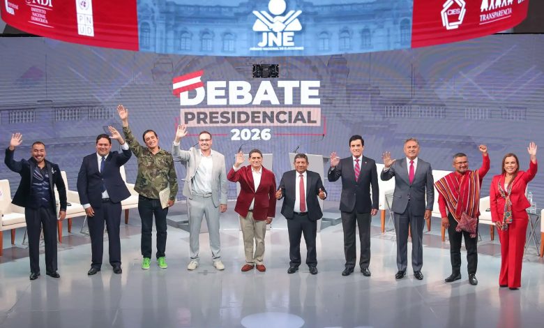 Candidatos Presidenciales En El Debate