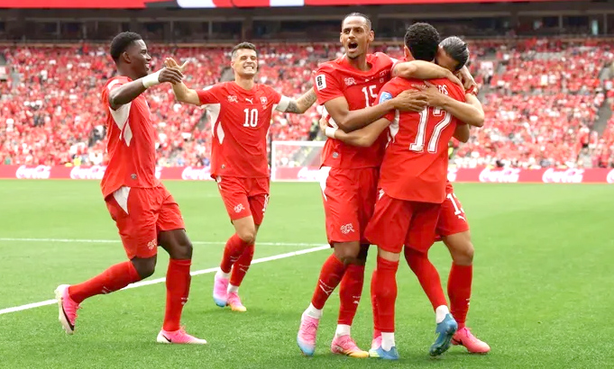 Suiza Le Gano A Canada