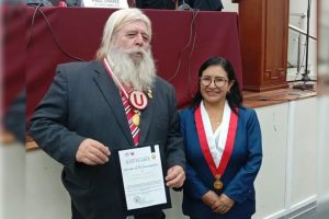 Merecido Homenaje